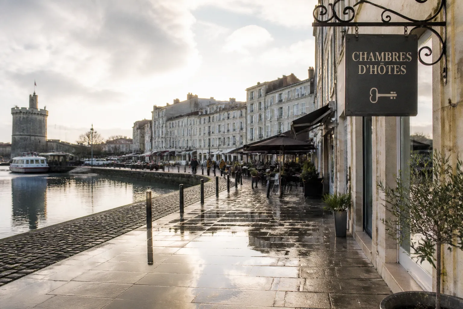 Hébergement éco-responsable : quel label choisir à La Rochelle ?