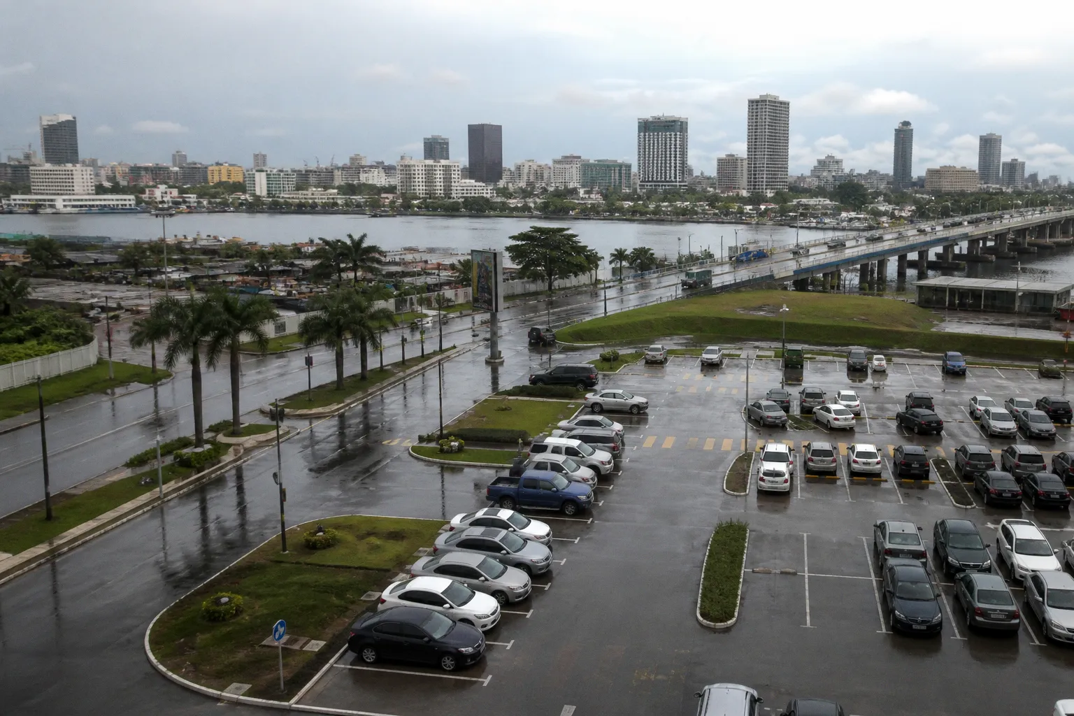 Location de voiture à Abidjan (Côte d'Ivoire) : le guide pratique