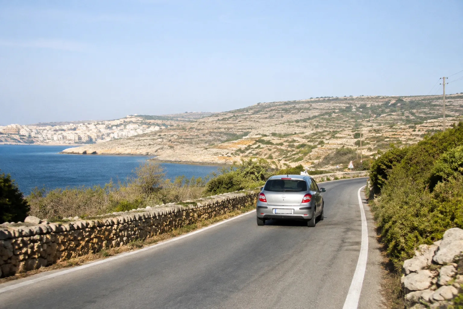 Location de voiture à Baie de Saint-Paul (Malte) : guide pratique